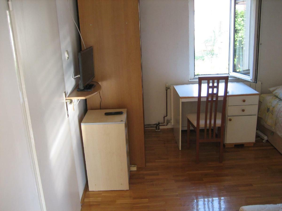 Tihi Apartman Zadar Exterior photo